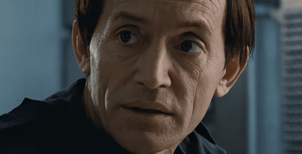 Lance Henriksen - Bishop